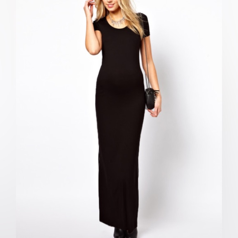 Scoop neck, cap sleeves, full length maxi Dress Black